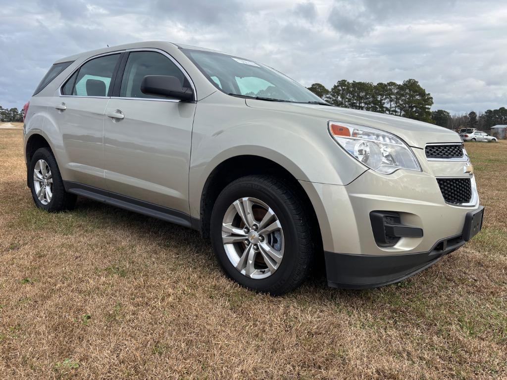 2013 Chevrolet Equinox LS's photo